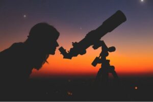 Telescope with diagonal